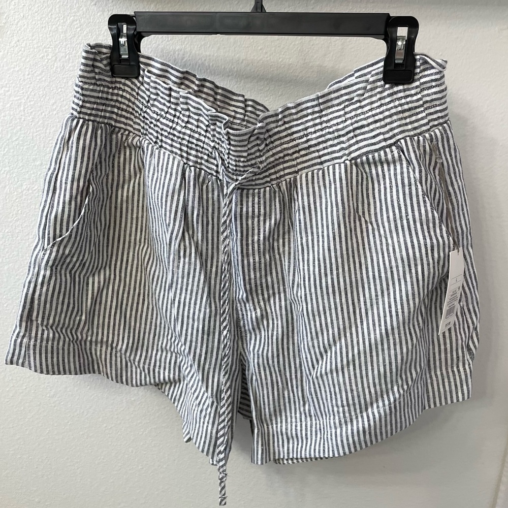 A new day linen shorts
